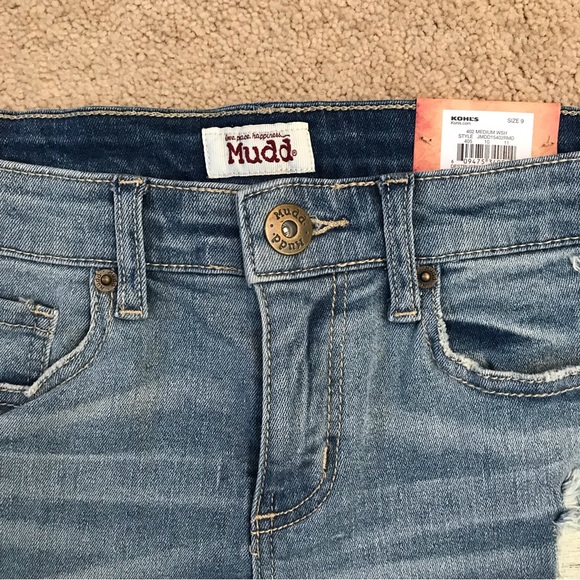Mudd Distressed Denim Shorty Shorts NEW Womens Size 9 Blue Super Stretch - Picture 5 of 11